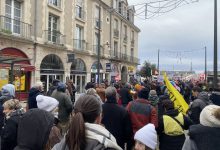 manifestation contre la loi asile immigration à Blois