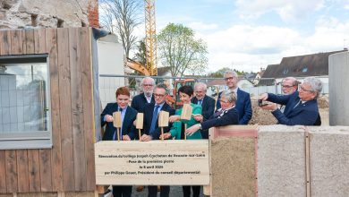 Veuzain-première pierre du collège
