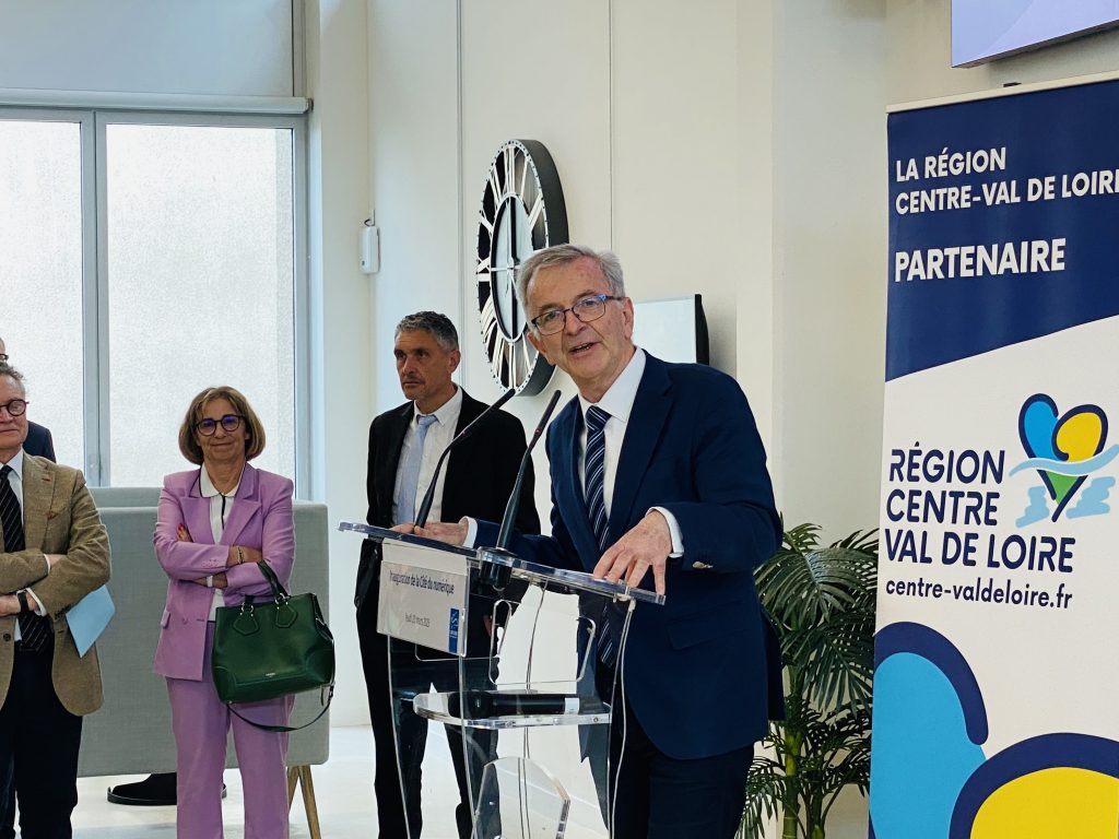 François Bonneau, Président de la Région Centre-Val de Loire,