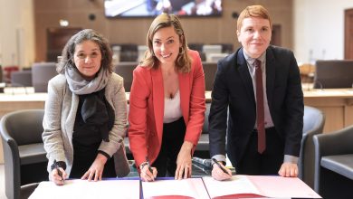 Florence Doucet, Caroline Janvier et Faustin Gaden - Signature PDALHPD