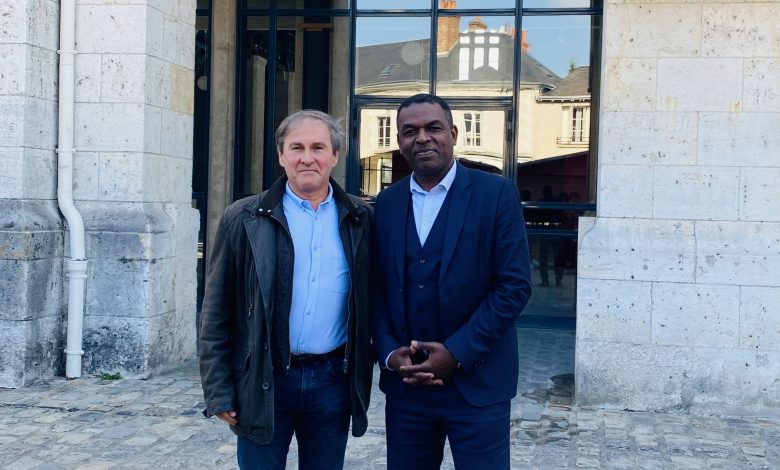 Le Docteur Marchand et Gildas Vieira