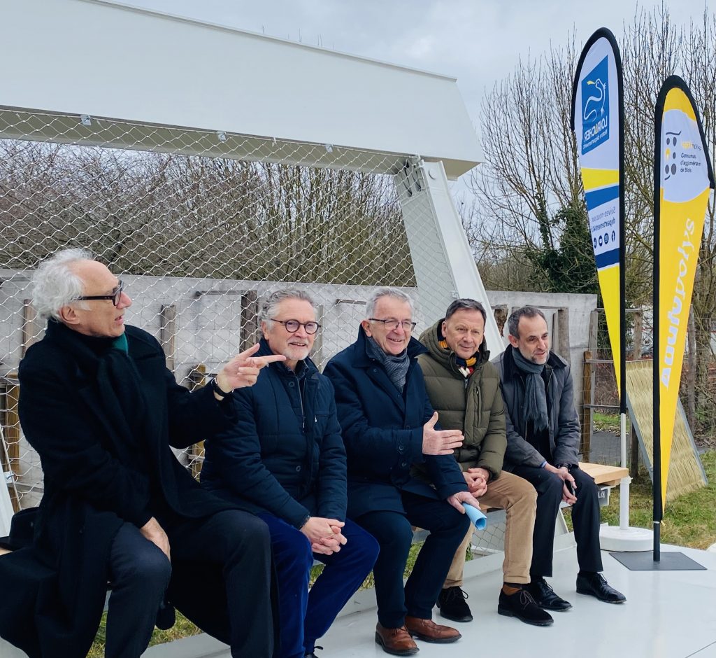 Passerelle sur la Loire