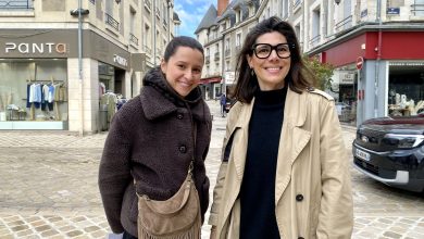 Vitrines de Blois : Laura Julien et la présidente, Mélanie Breysacher