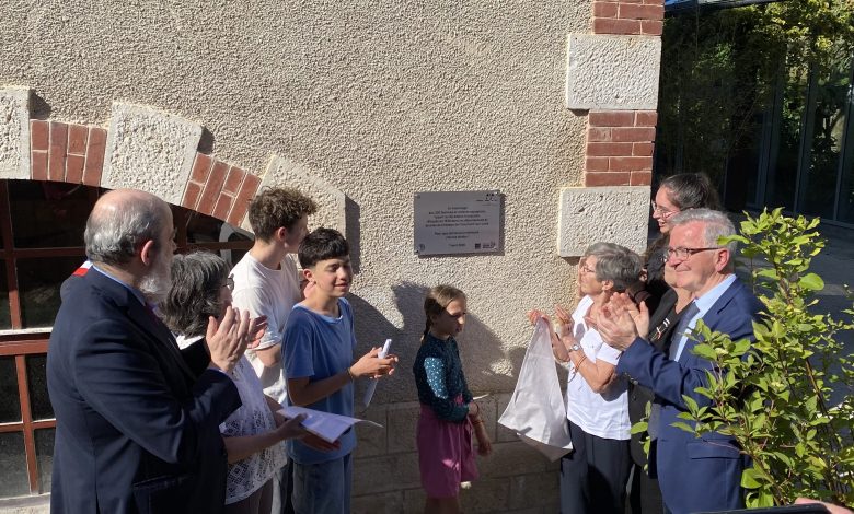 plaque commémorative au Domaine de Chaumont-sur-Loire en hommage aux réfugiés espagnols