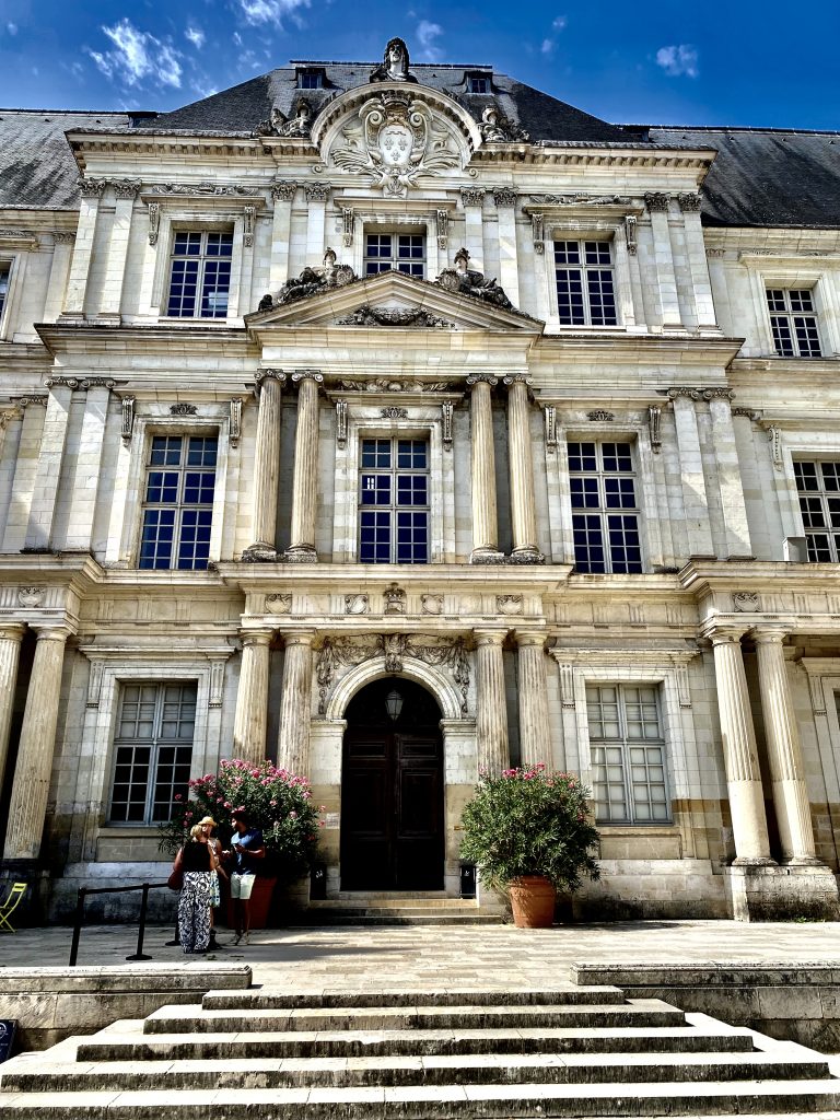 aile Gaston d'Orléans